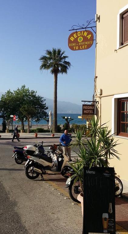 Regina Hotel Nafpaktos Extérieur photo